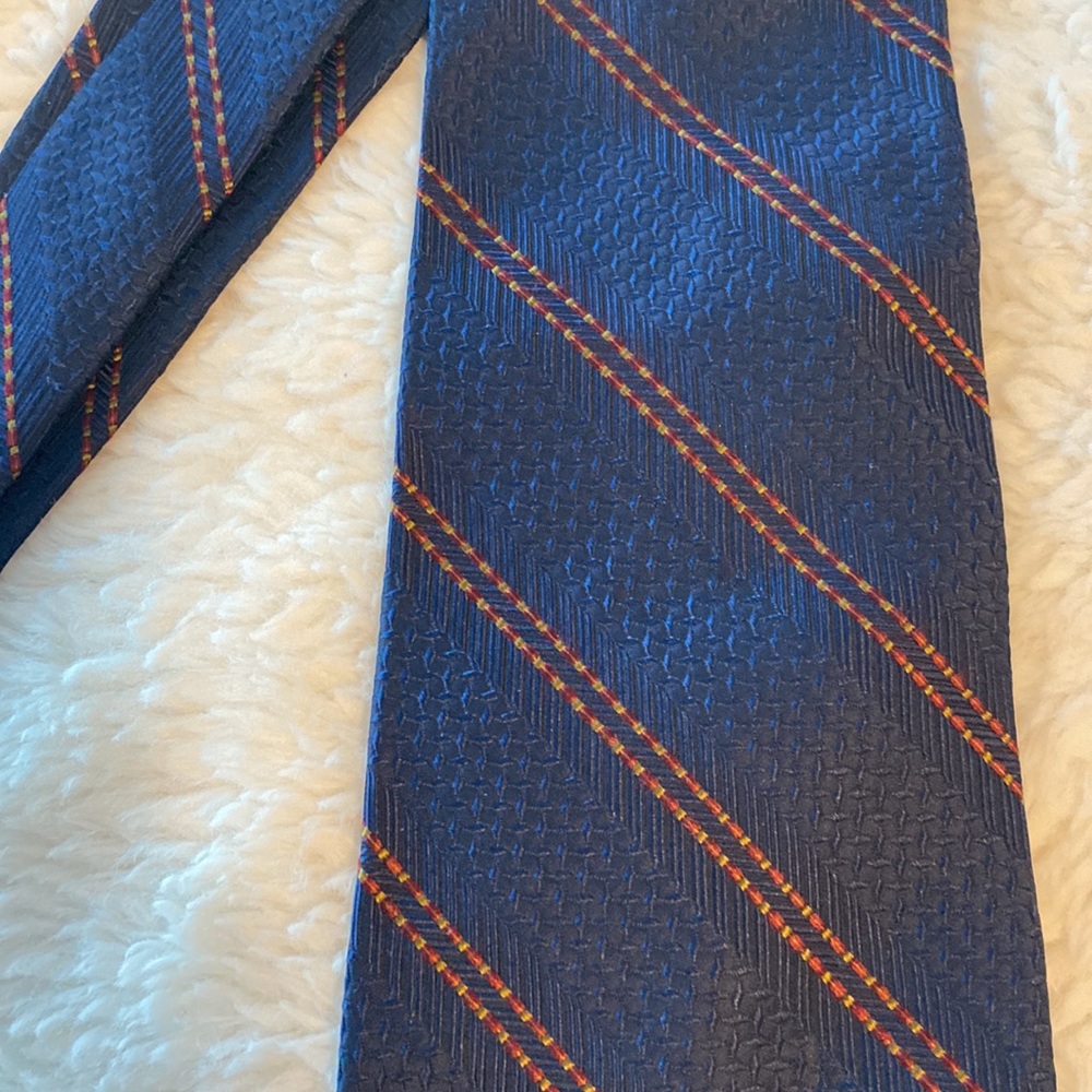 2//$25 👔 Bellissimo | Navy Textured Tie